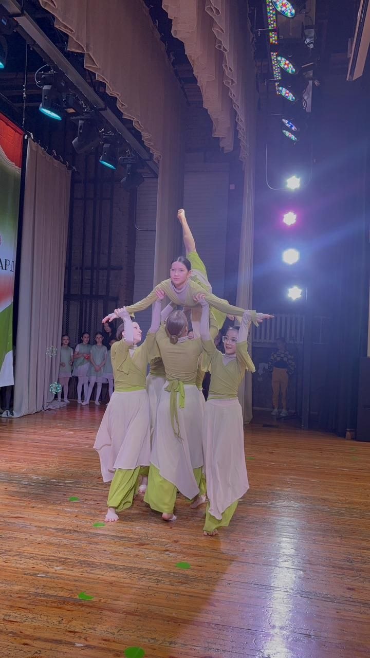 Фото с занятий школы танцев ШАНС