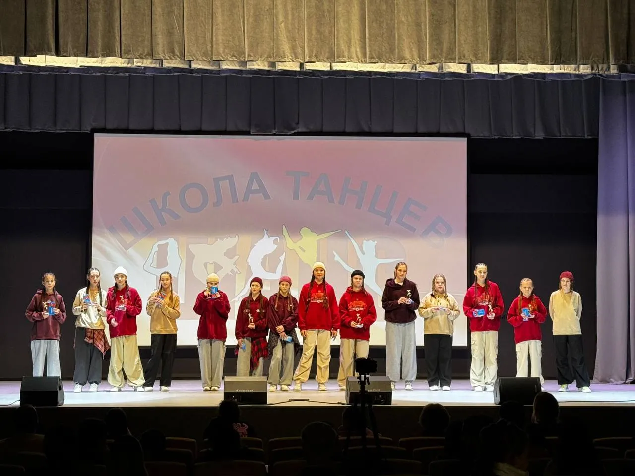 Фото с занятий школы танцев ШАНС